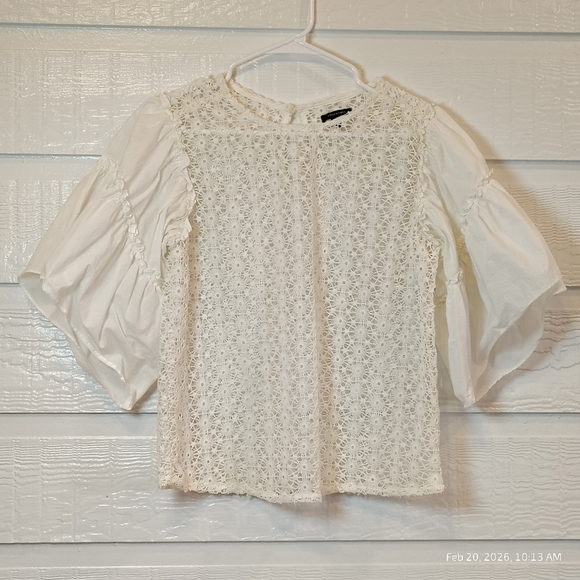 Stella & Dot Tops - CROCHET LACE GERTIE TOP Perforated Bell Ruffle Sleeve White LG BOHO COTTAGE CORE